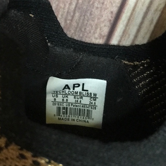 APL x Lululemon Techloom Bliss Sneakers in Black and Rose Gold Metallic - Picture 3 of 12